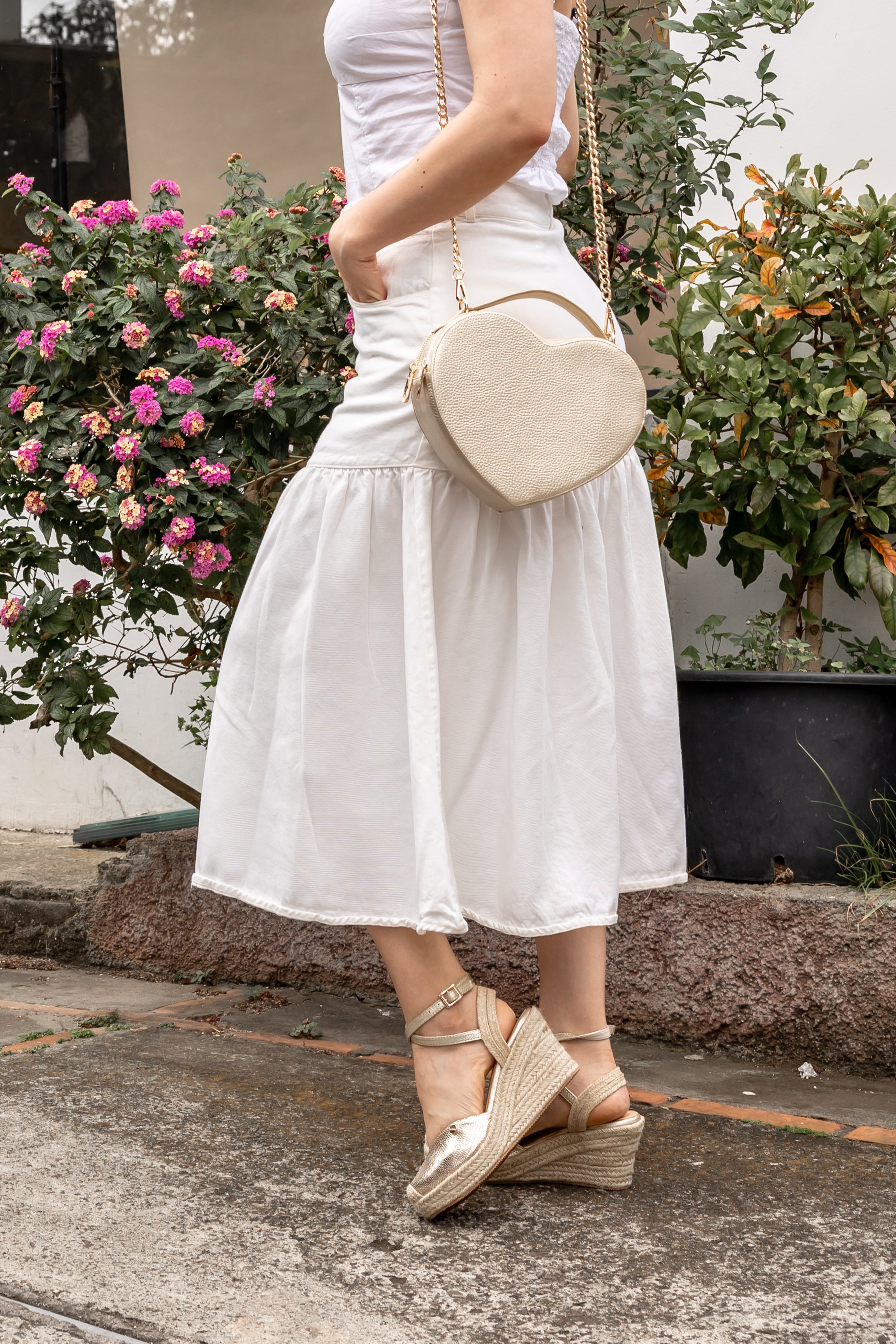 Bolso Dorado Crossbody Valentín