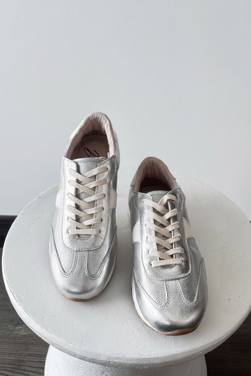 Sneaker Ivana Plata | Cuero Vacuno Metálico Hecho a Mano — Calzado Da Stefi