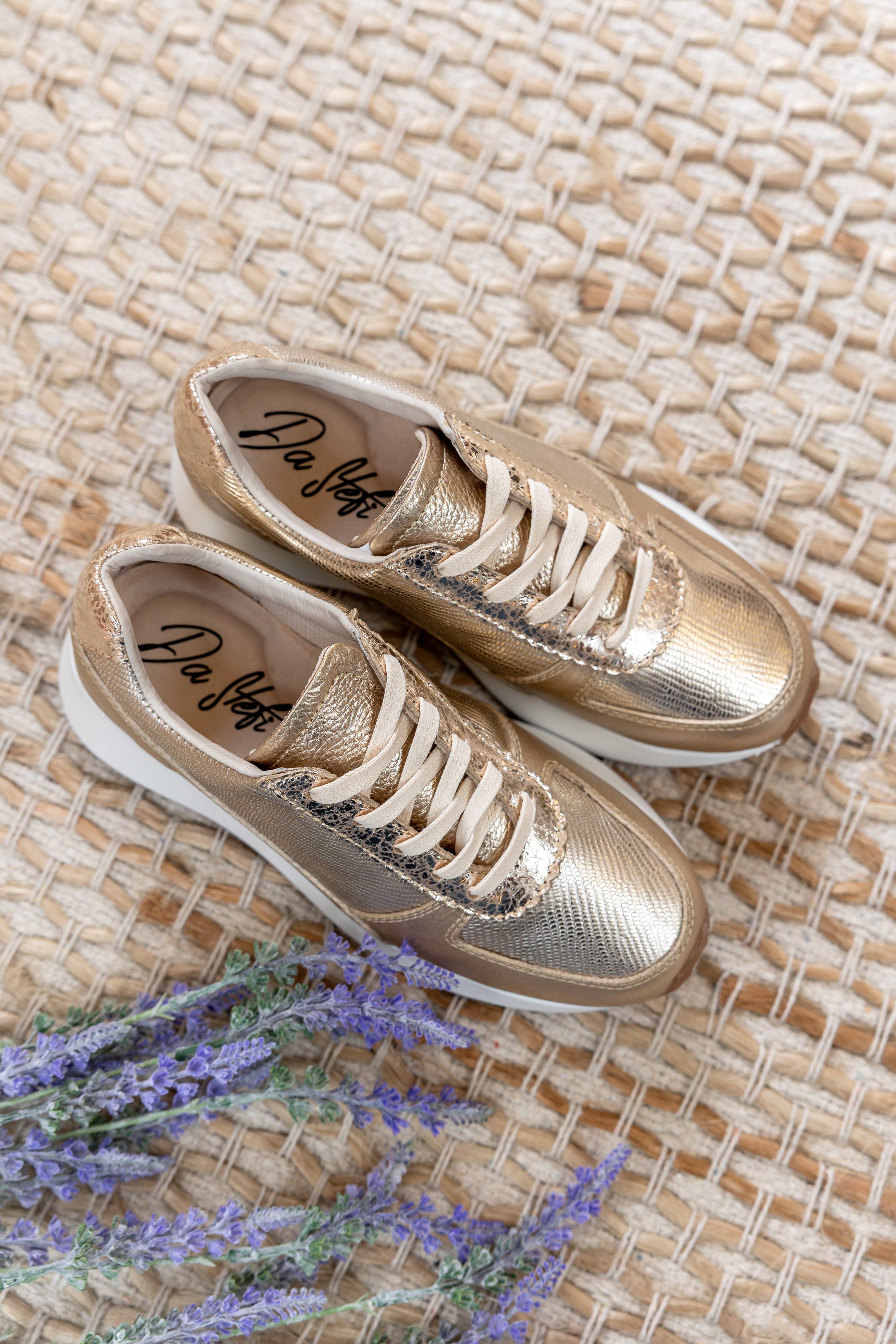 Tenis Gold Cleo