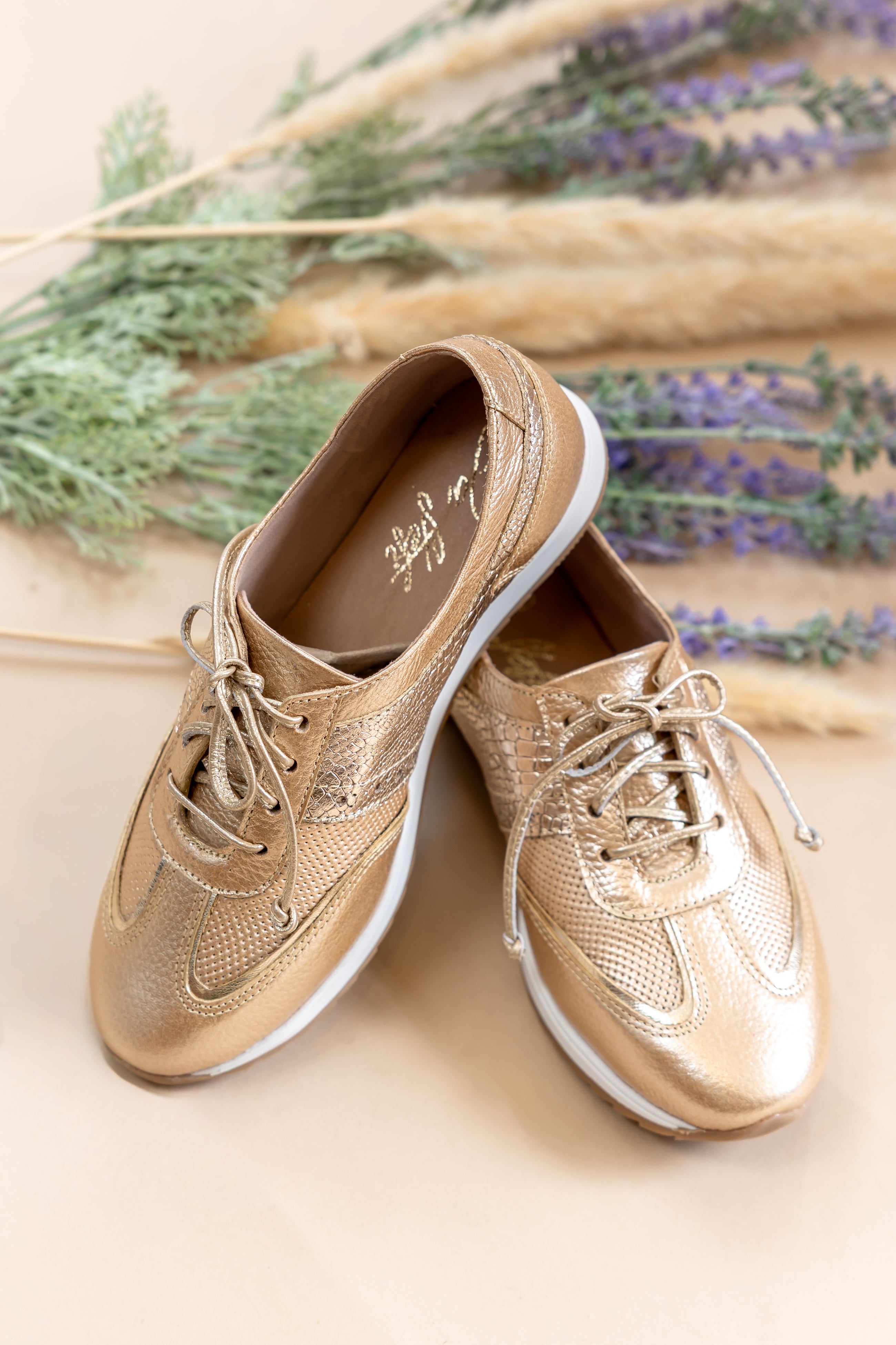 Zapatilla Maia Gold